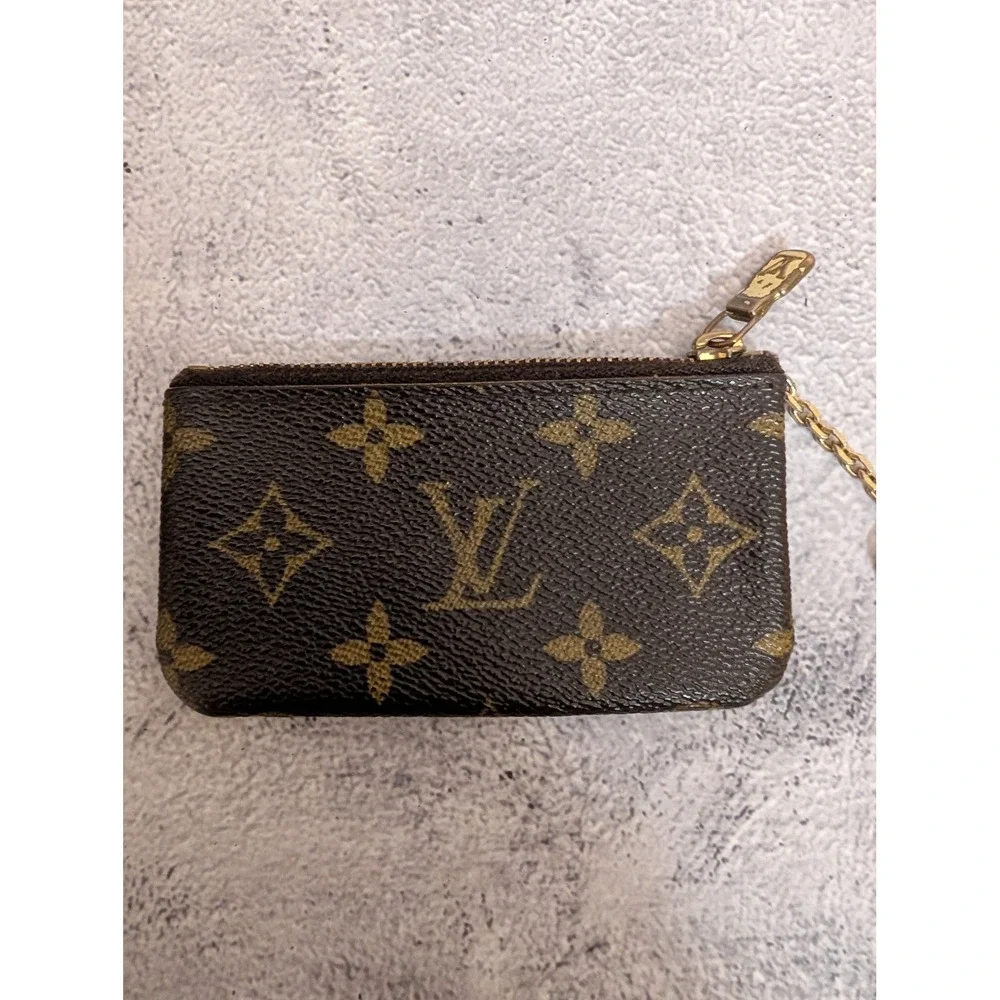 Authentic Louis Vuitton Classic Monogram Canvas Pochette Cles Key Pouch - Picture 7 of 11